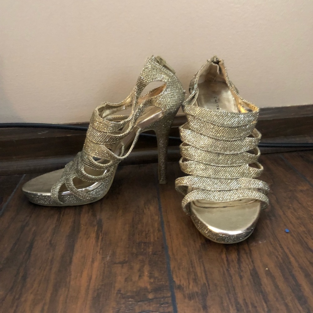 Sparkly Gold High Heels.